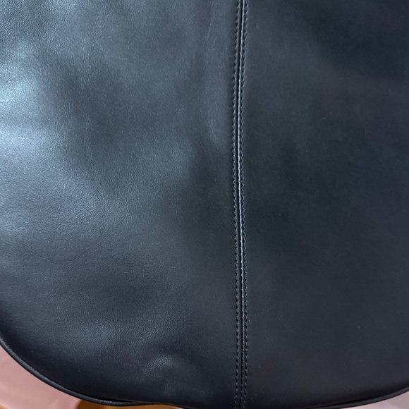 Marc Jacobs Black Leather Crossbody Bag - Picture 7 of 10
